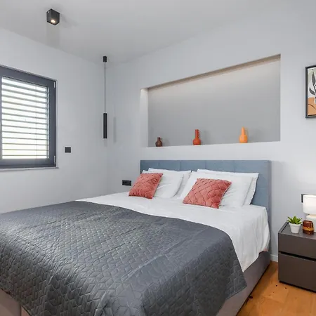Luxurious In Tatil Evi Vodnjan
